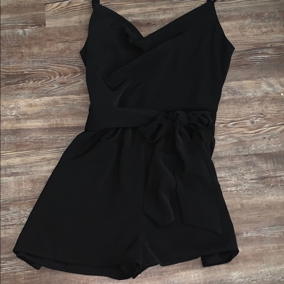 Keepsake The Label black romper NWT - Picture 2 of 4